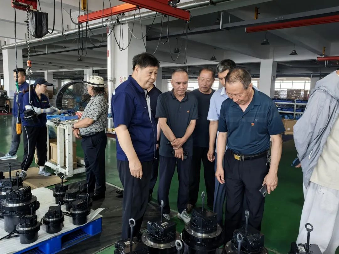 举办庆祝中国共产党成立104周年主题党日活动5.jpg